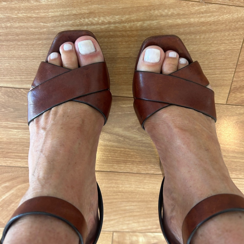 Saint Laurent Conac Leather "Farrah 80" Platform Heel Sandals
Loved these - Picture 2 of 9